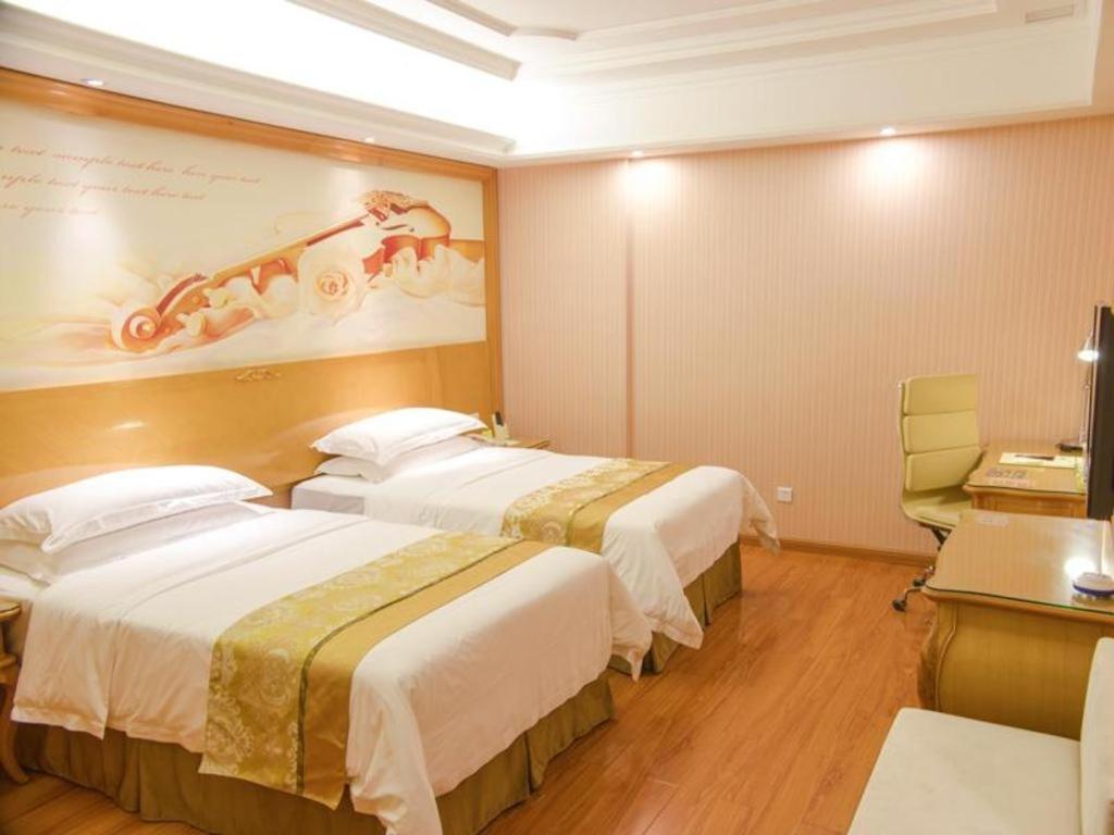 Vienna International Jichang Road Huangshi Hotel