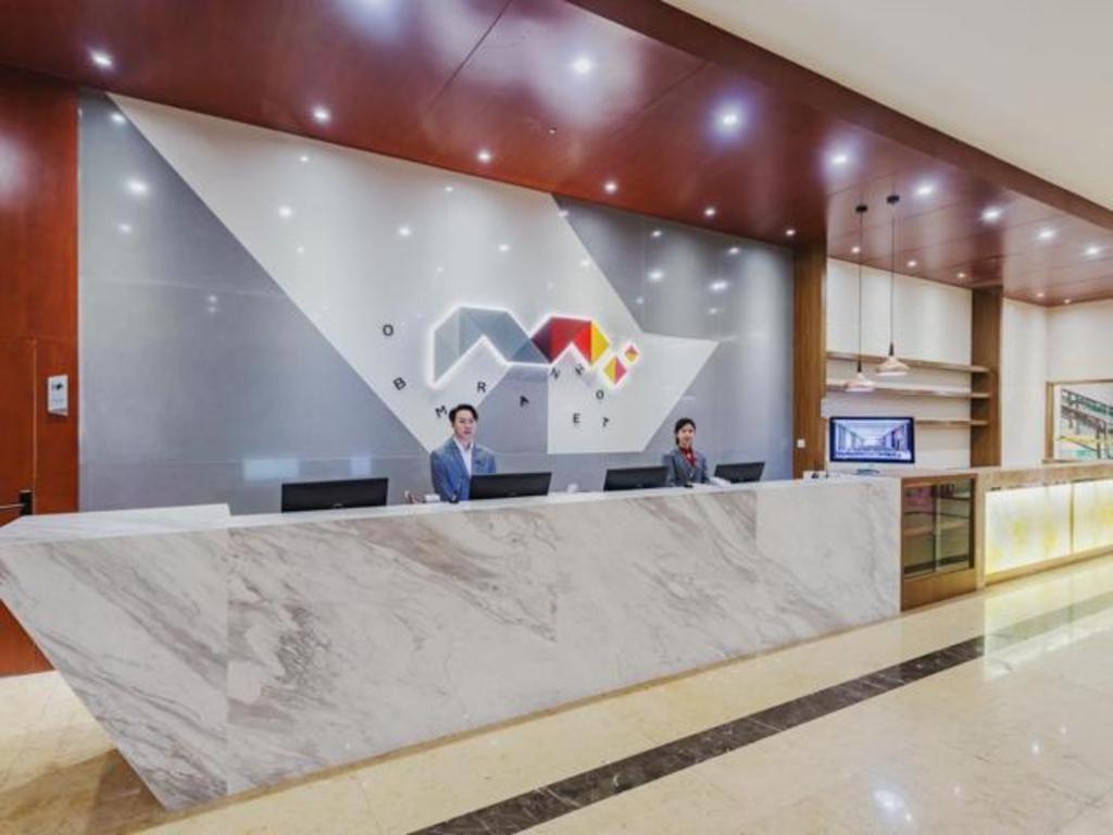 Borrman Tower Zhongda Metro Station Pazhou Exhibition Hotel 3*