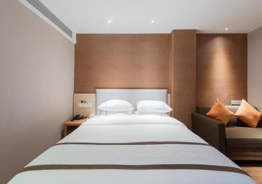 Hotel Jtour Zhongluotan Metro Station 2*