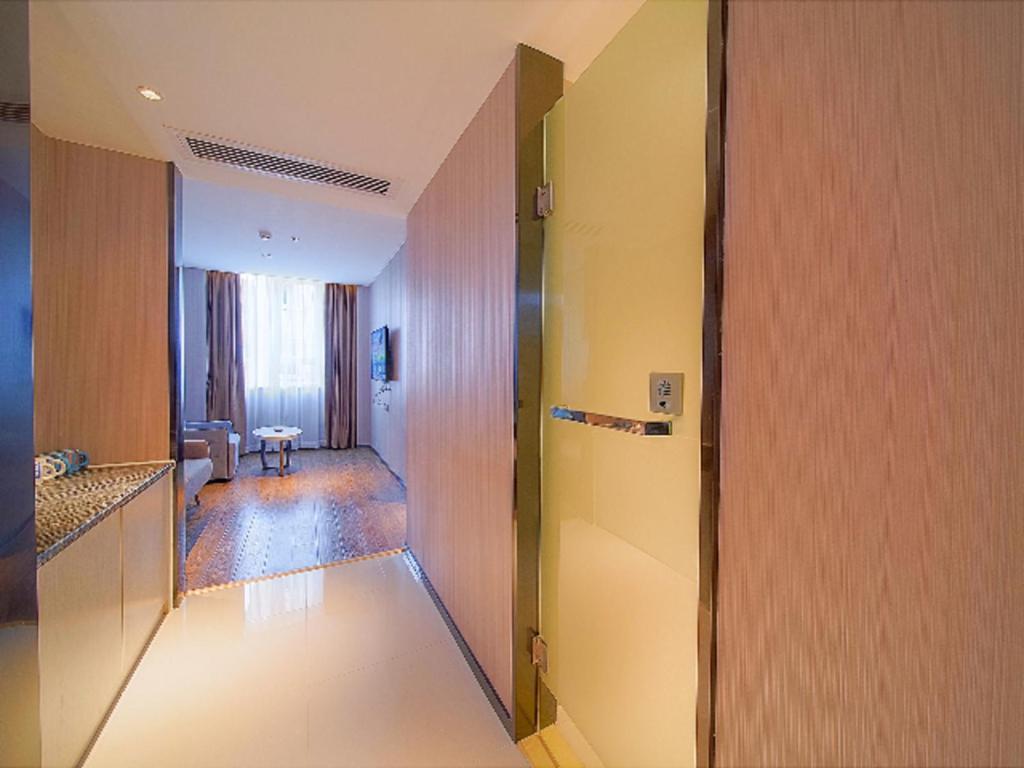 Hotel Echarm Changlong Shiqiao Metro Station Guangzhou