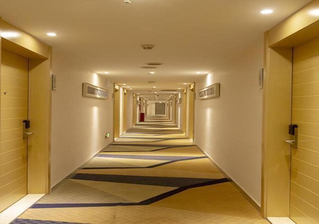 Comfort Guahgnzhou Huangpu East District Hotel