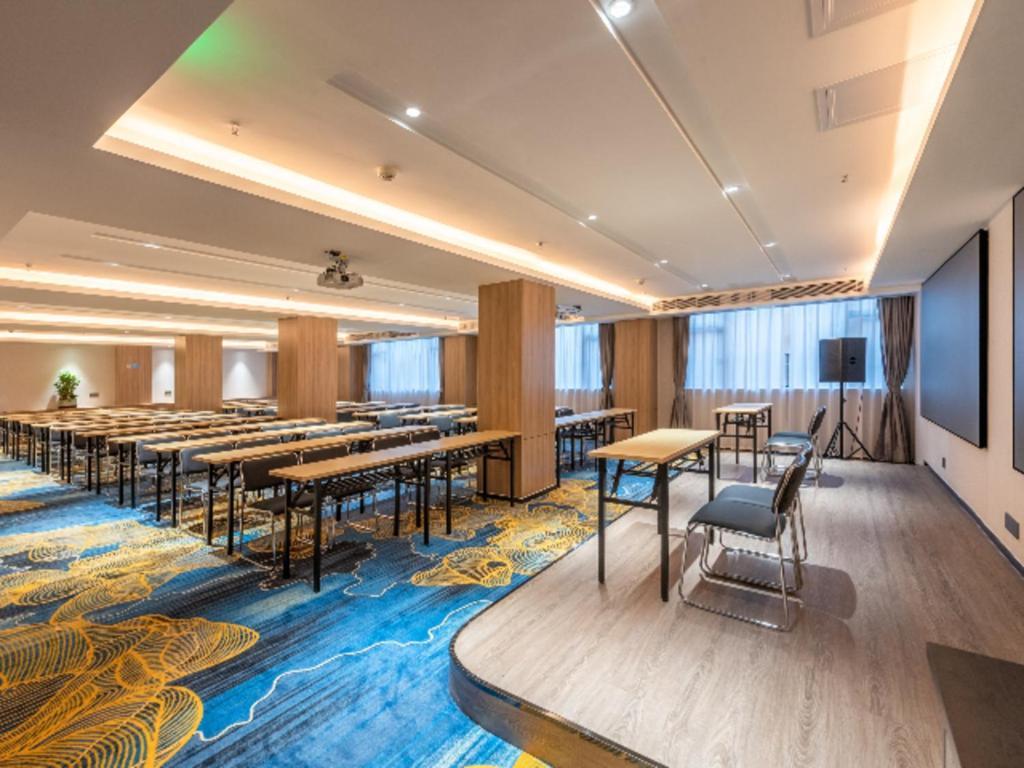 Echarm North Station Cultural Tourism 3* Guangzhou