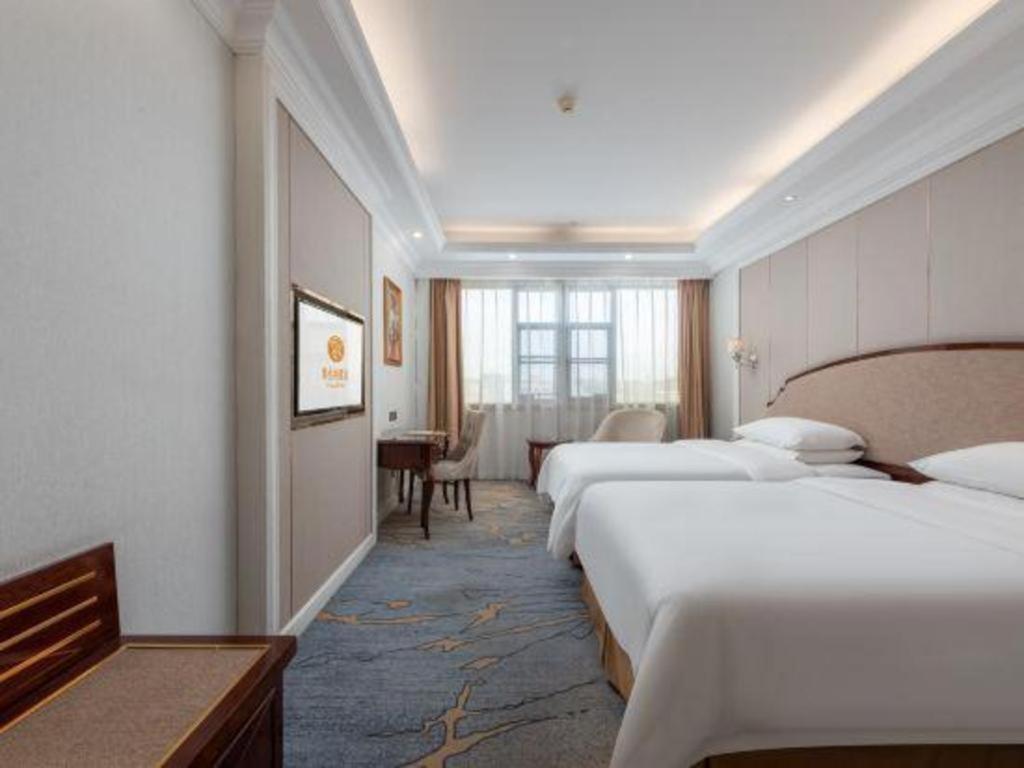Hotel Vienna Baiyun College Jinyuan Plaza