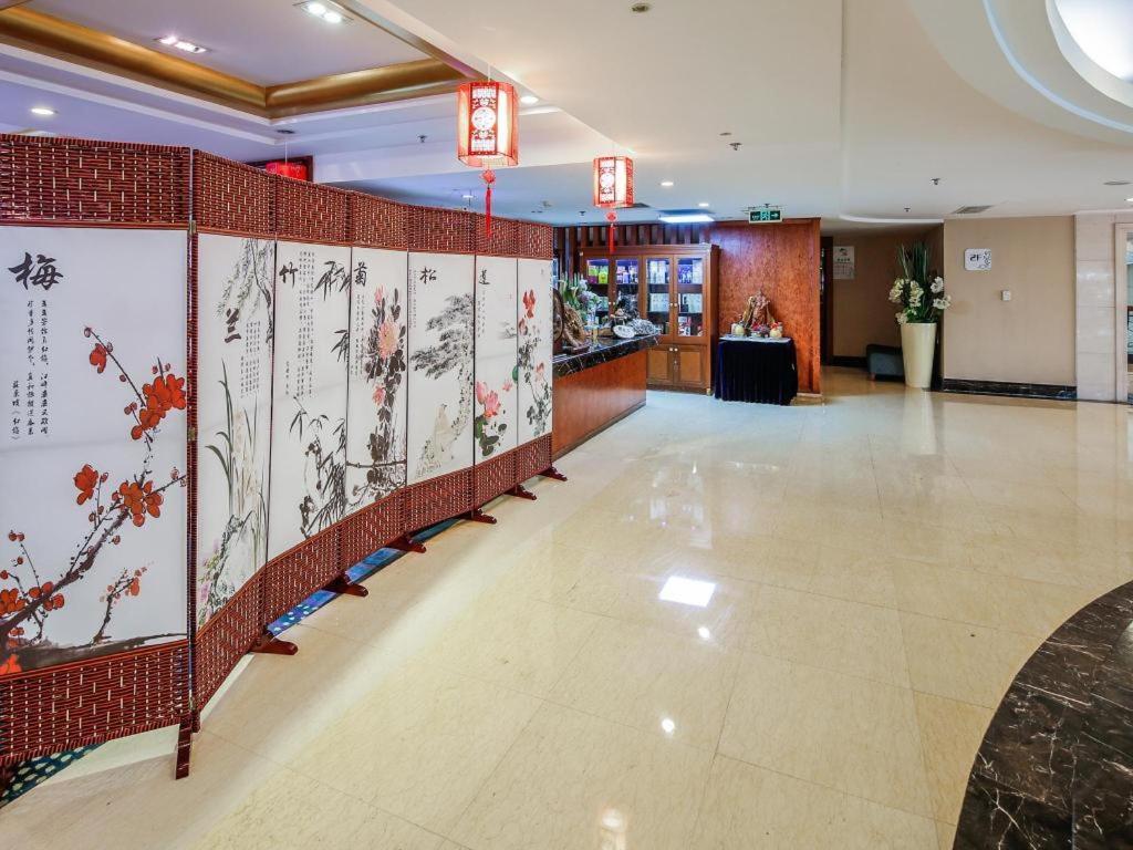 Hotel Poly 4*