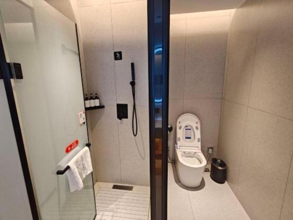 Vienna Panyu Square Hotel 3*
