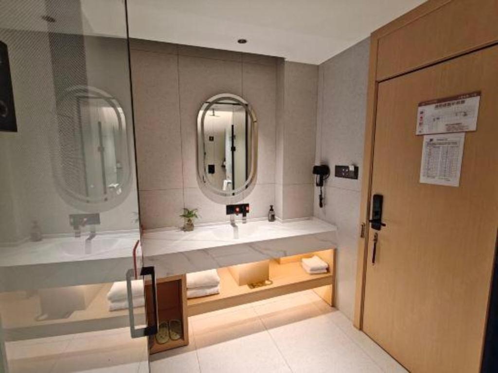 Hotel Vienna Panyu Square 3*