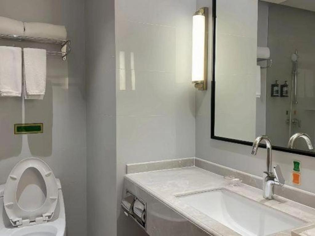 Vienna Panyu Square Hotel Guangzhou