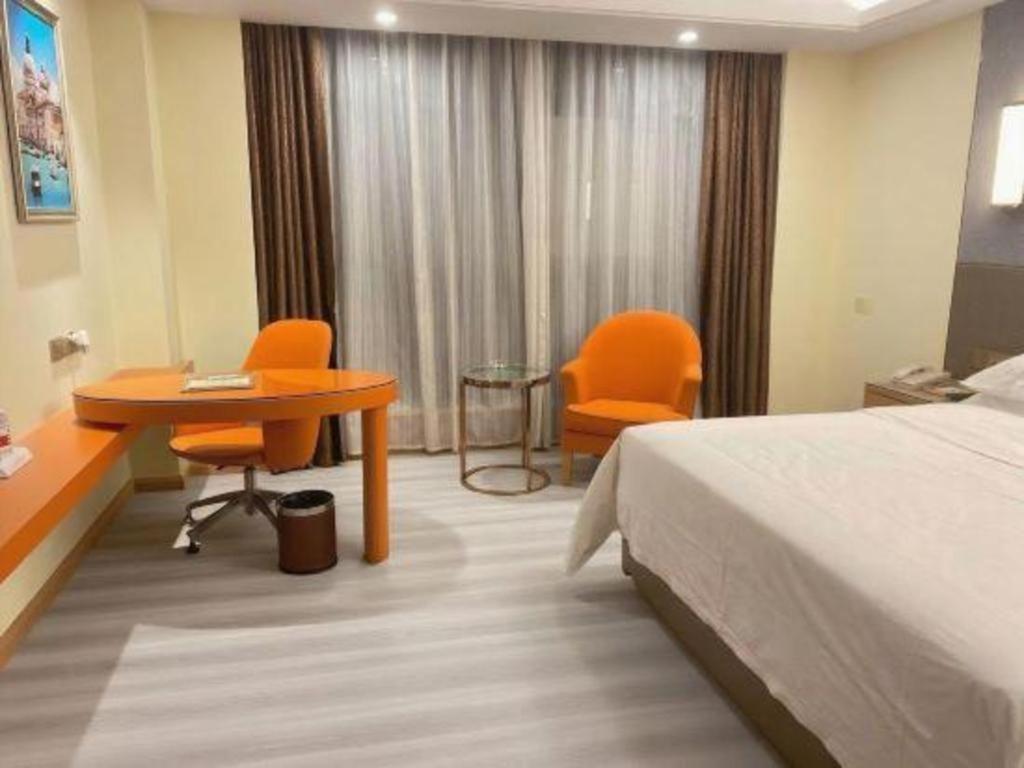 Hotel Vienna Panyu Square 3*
