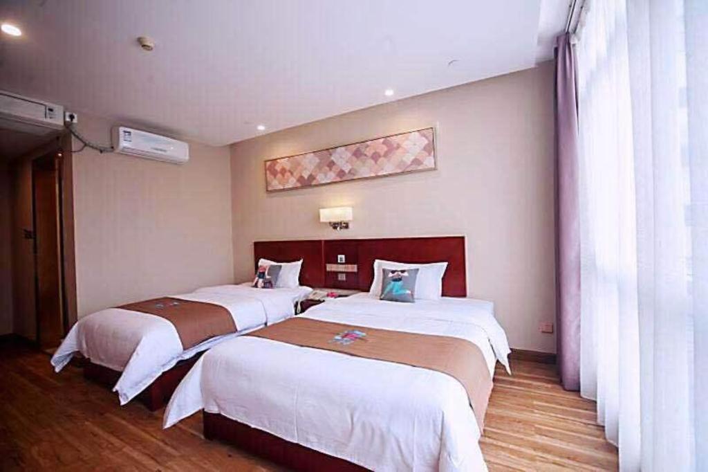 Hotel Pai North Gate Of Chimelong Zoo