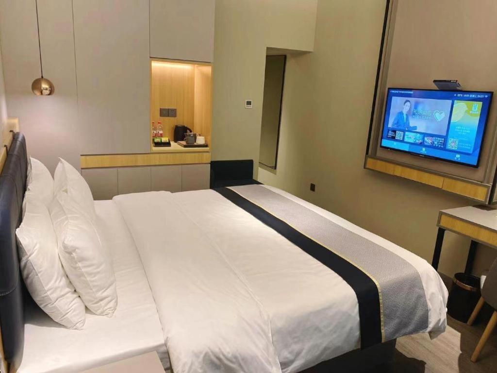 Selected Zhujiang New Town Wuyangcun Metro Station Hotel Guangzhou