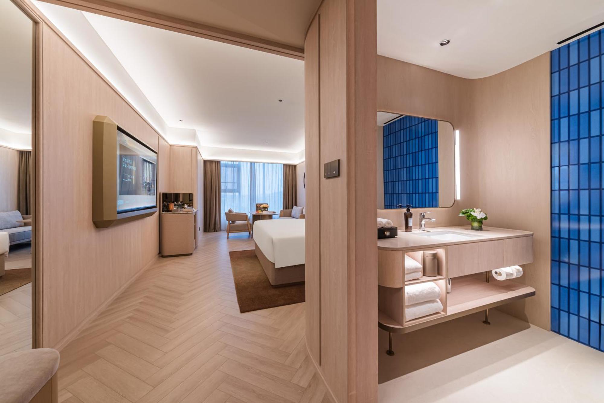Hotel Olympic Sports Centre Financial Crystal Orange