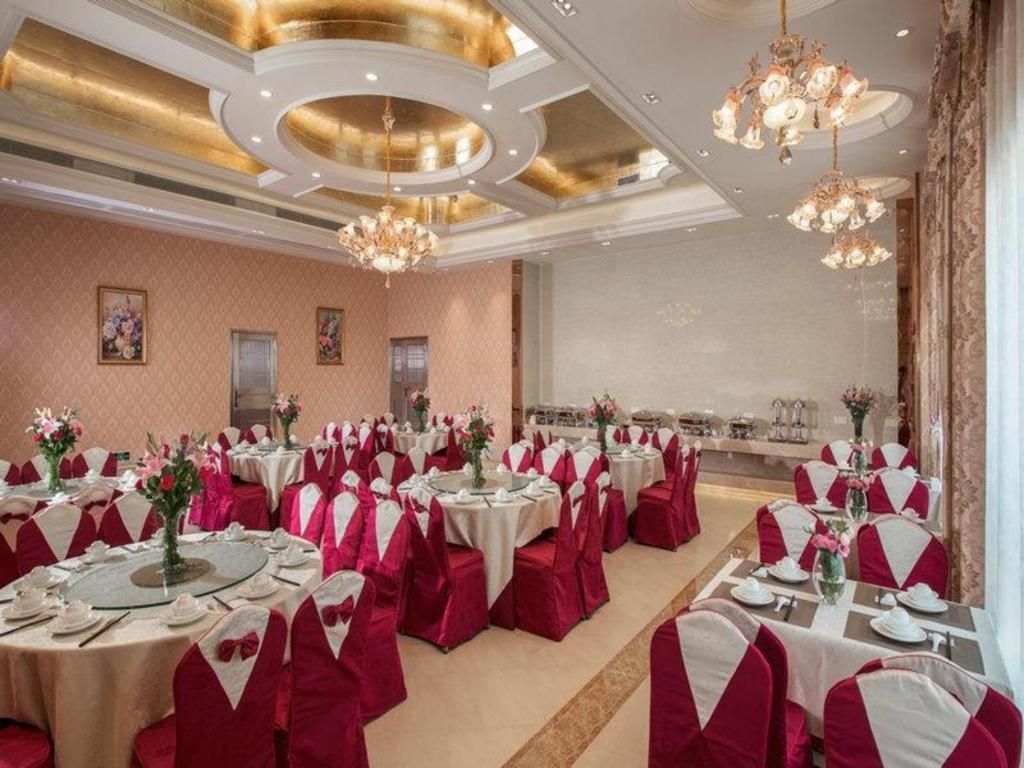 Vienna International Jichang Road Huangshi Guangzhou