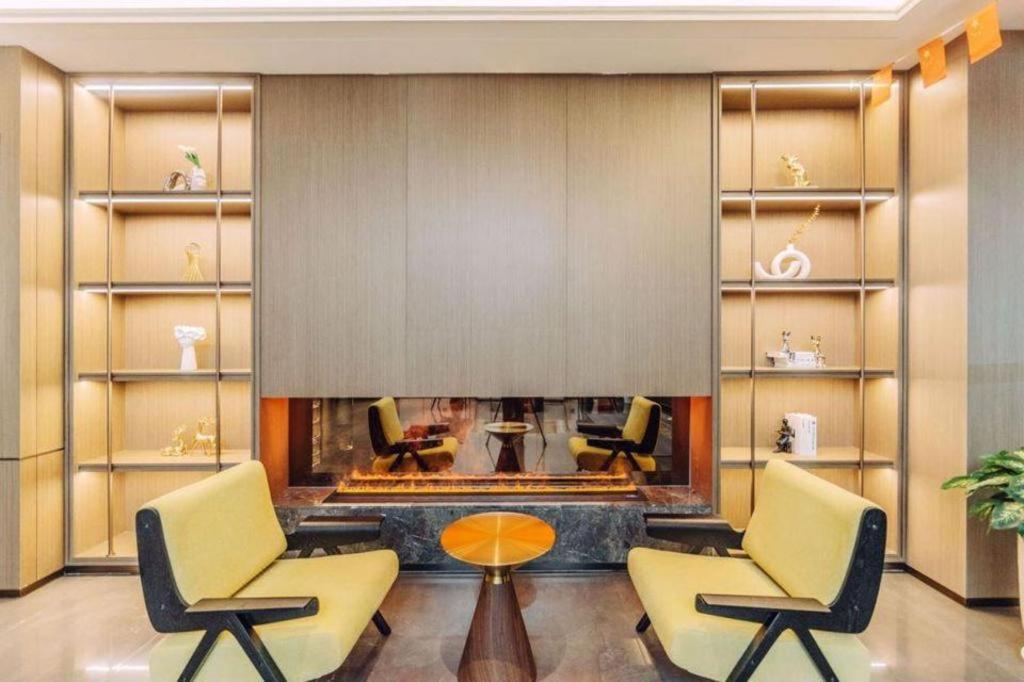 Vienna International Huangpu 4*