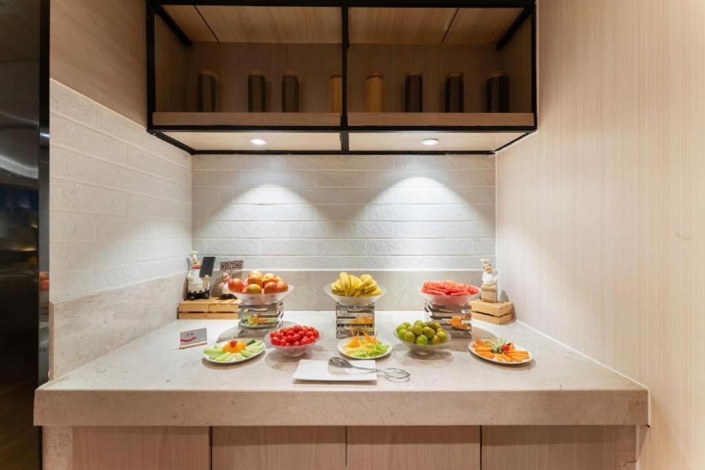 Hotel Echarm Changlong Shiqiao Metro Station