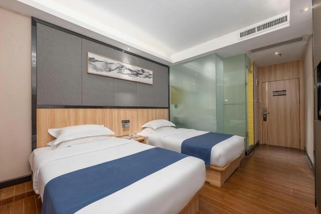 Wenxing Gangding Metro Station Branch Hotel Guangzhou