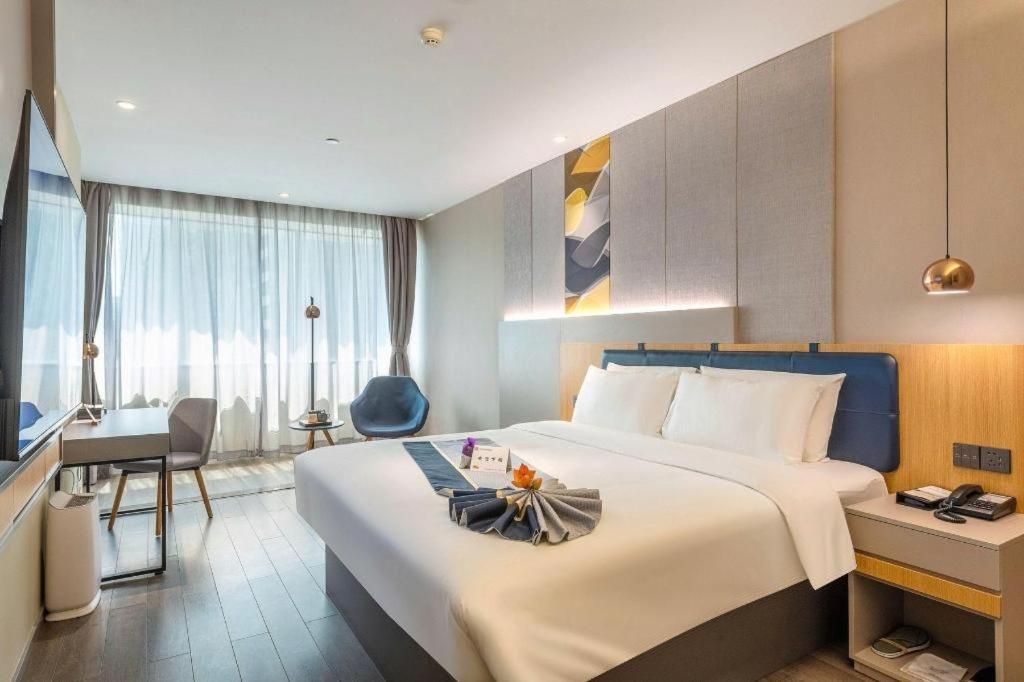 Hotel Selected Zhujiang New Town Wuyangcun Metro Station Guangzhou