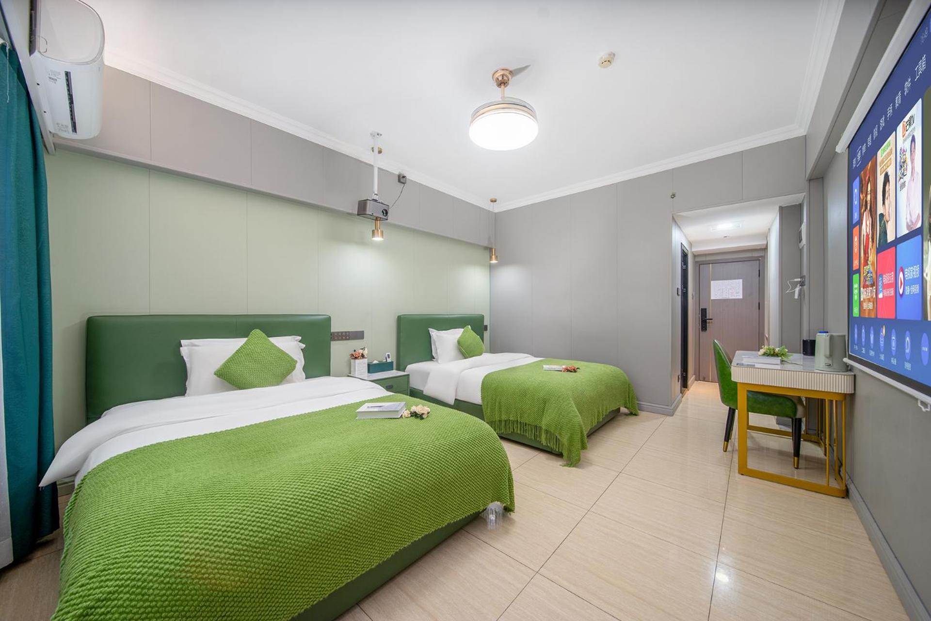 Hotel Yashe Smart 2*