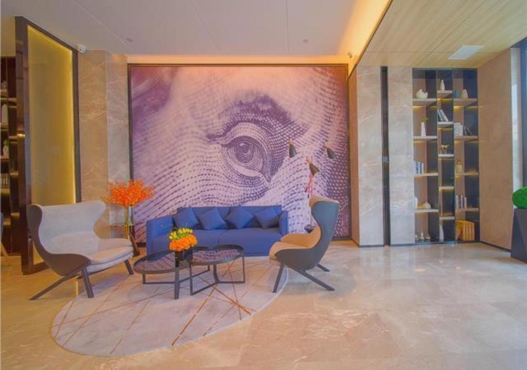 Hotel Echarm Changlong Shiqiao Metro Station 3*