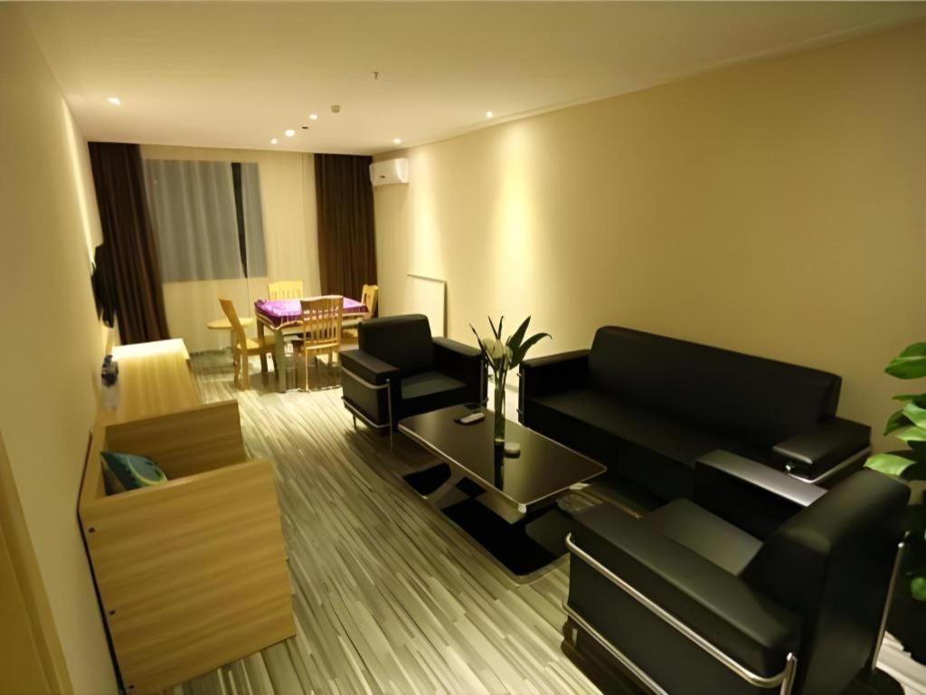 Comfort Zhongluotan Culture Square 2*