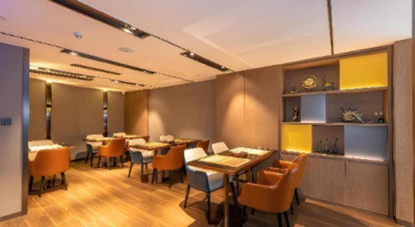 Echarm Tiyu West Raod Metro Station Hotel