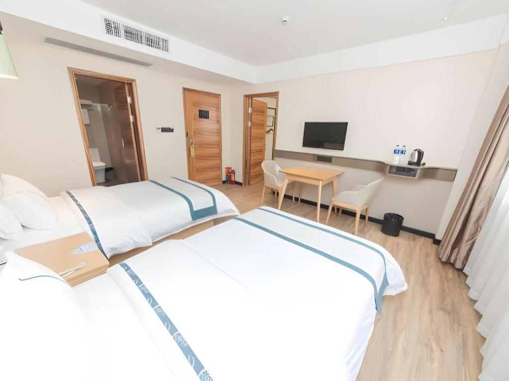 Comfort Panyu Qiaonan Aoyuan Plaza