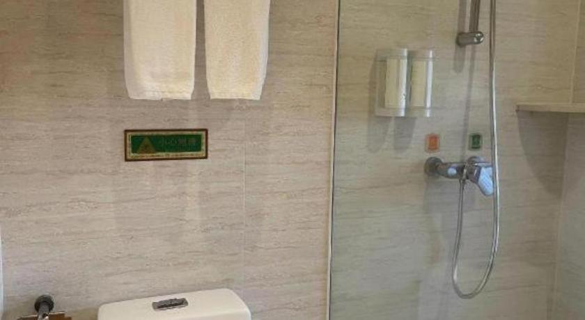 Vienna 3 Chebei Station Hotel 3*