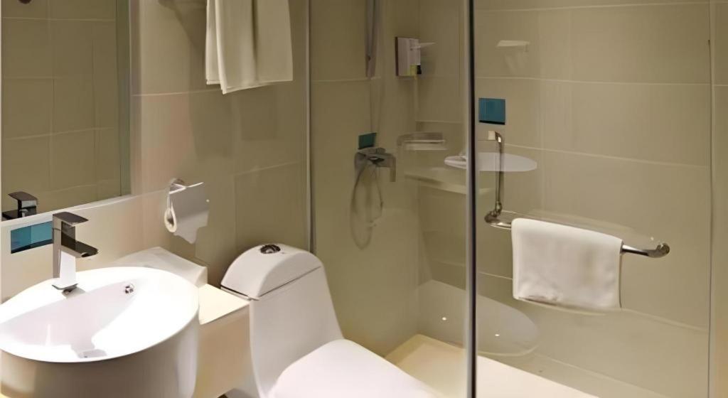 Comfort Jiaokou Metro Station Hotel Guangzhou