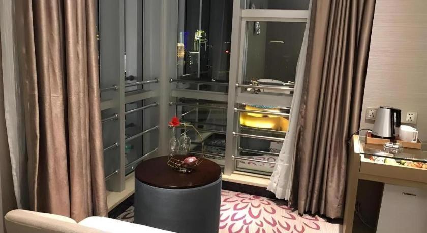 Lavande Hotel Guangzhou Financial City Tianhe Park Metro Station Hotel