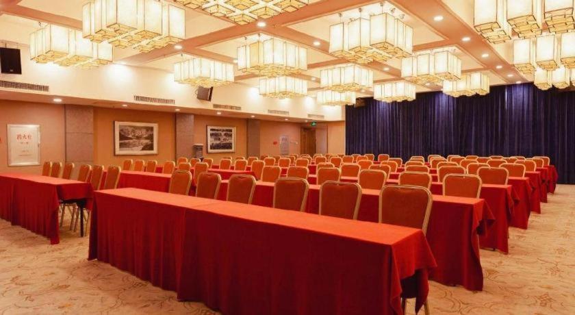Rongjin Hotel