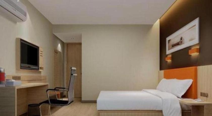7 Days Zhongshan 1st Overpass Branch Hotel Guangzhou