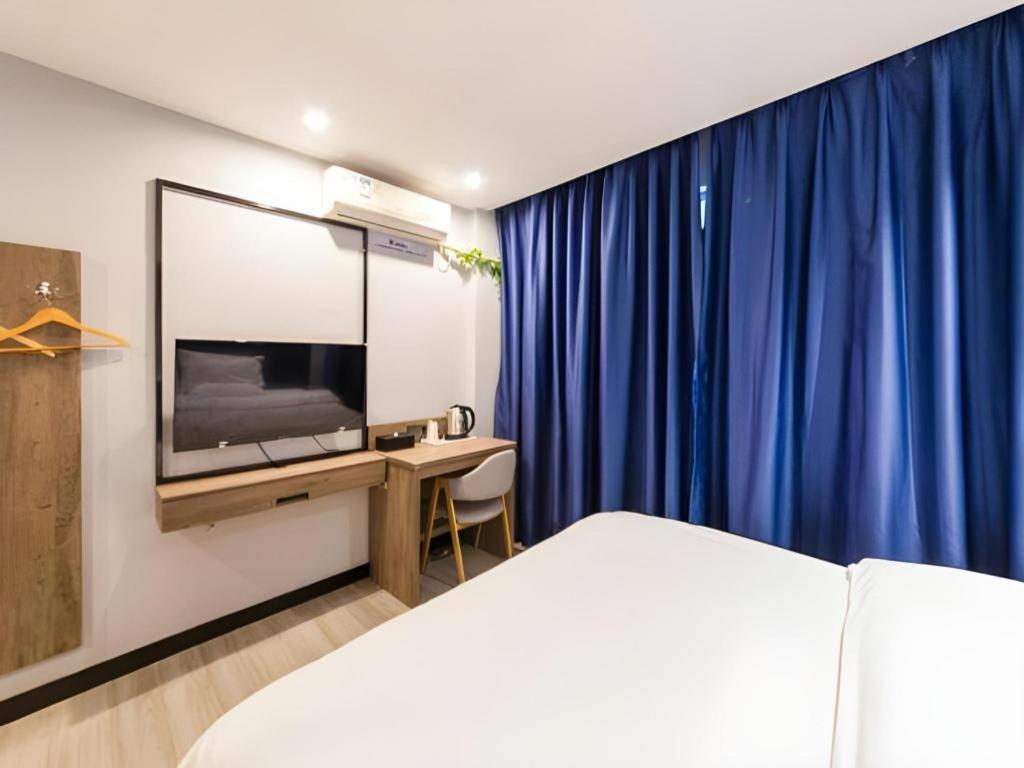 Hotel 7 Days Premium Guangyuan Passenger Station Guangzhou