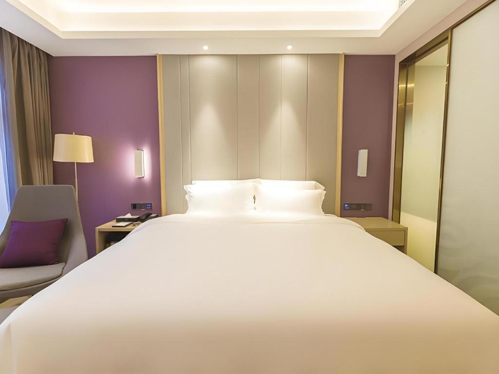 Lavande Zhihui Hotel 3*