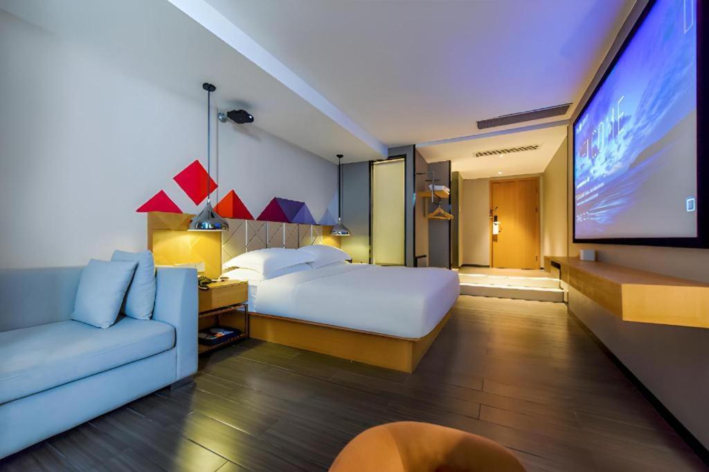 Hotel Borrman Quzhuang Metro Station 3*