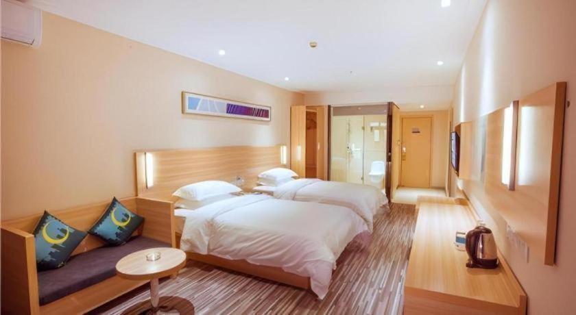 Hotel Comfort Renhe Metro Station Huatong Plaza