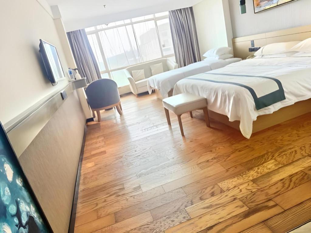 Comfort Panyu Qiaonan Aoyuan Plaza Hotel