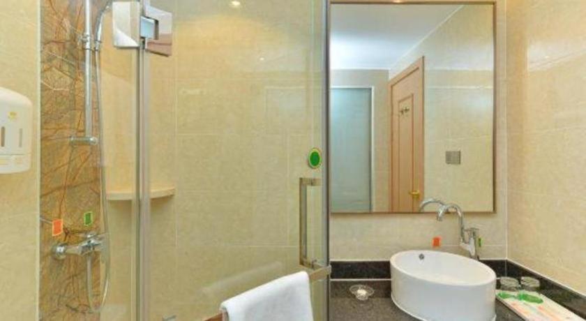 Hotel Vienna Baiyun Airport Huadu Avenue 3*