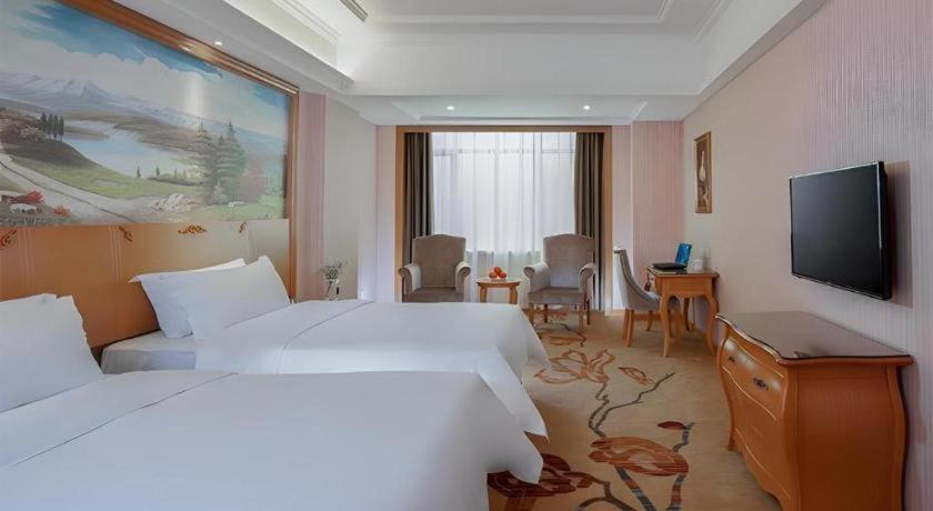 Hotel Vienna Huadu Sunac Cultural Tourism Shiling Guangzhou