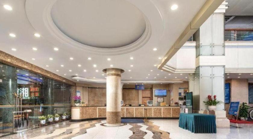 Hotel Navy Hua 4*