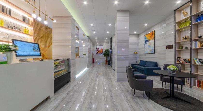 Hotel Comfort Shixi Metro Station Pazhou Exhibition 2*