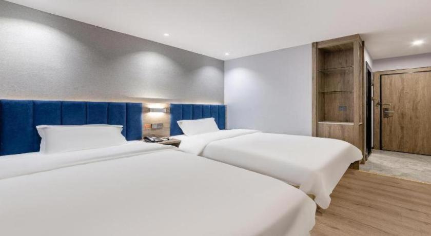 Hotel 7 Days Premium Guangyuan Passenger Station Guangzhou