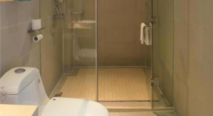 Comfort Zengcheng Wanda Plaza Metro Station 2*