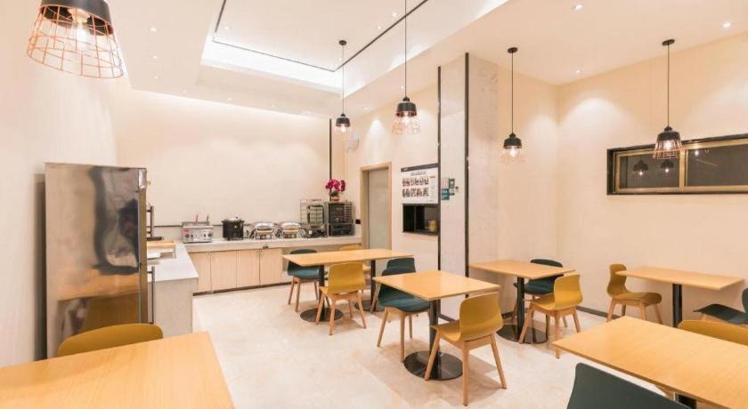 Hotel Comfort Zengcheng Wanda Plaza Metro Station Guangzhou