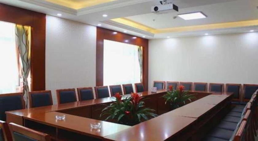 Borrman Tianhe Tangdong Subway Station Convention And Exhibition Center Canton