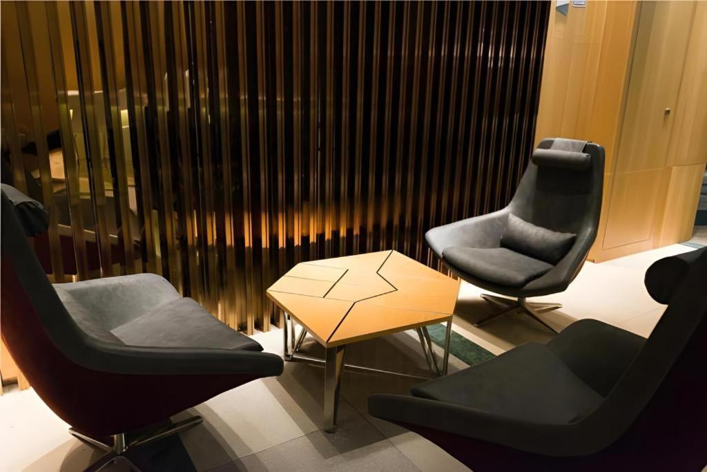 Borrman Quzhuang Metro Station Hotel 3*