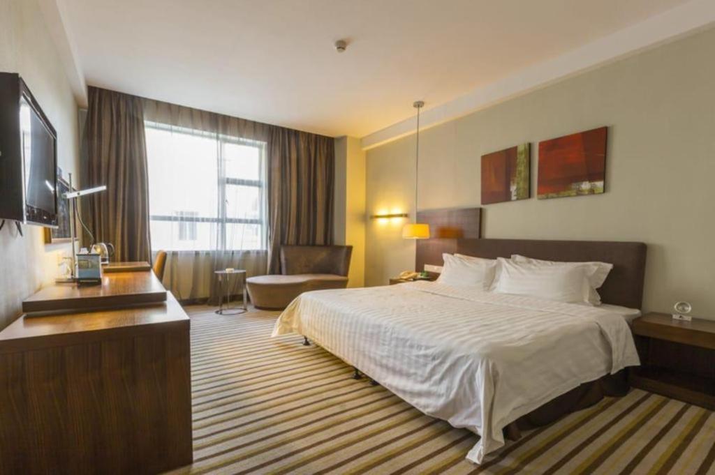 Hotel Poly