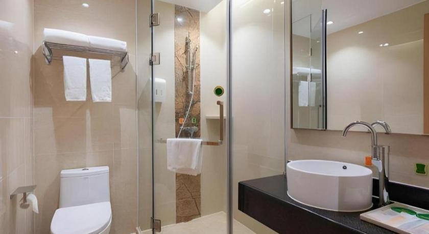 Vienna Baiyun Airport Huadu Avenue Hotel