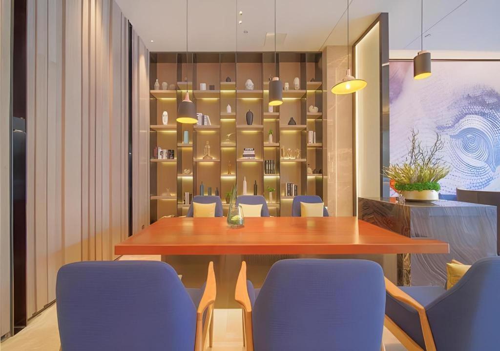 Echarm Changlong Shiqiao Metro Station Hotel Guangzhou