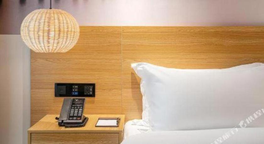 Meet Garden Baiyun International Airport 4*