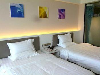 Dragon Hotel