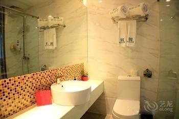 Hotel Joyous Seasons 2*